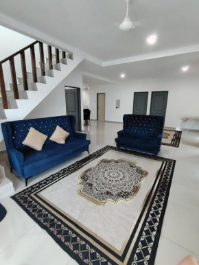 5 Bedrooms Danish Homestay Ipoh Tambun with Private Pool